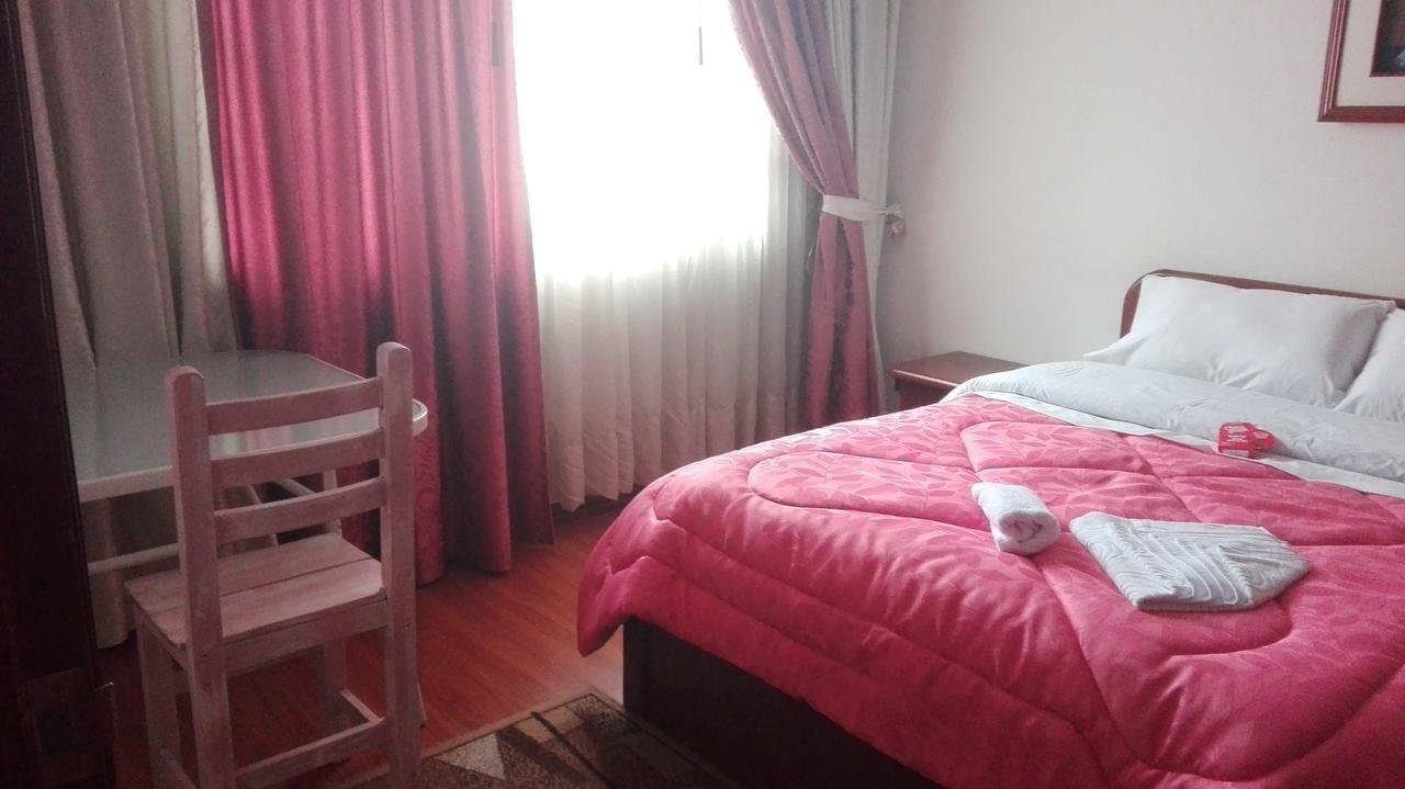 Bed and Breakfast D'Lujo Богота Экстерьер фото