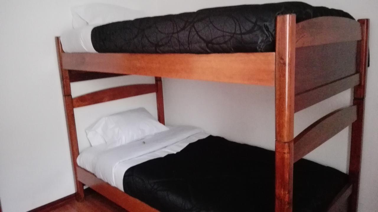 Bed and Breakfast D'Lujo Богота Экстерьер фото